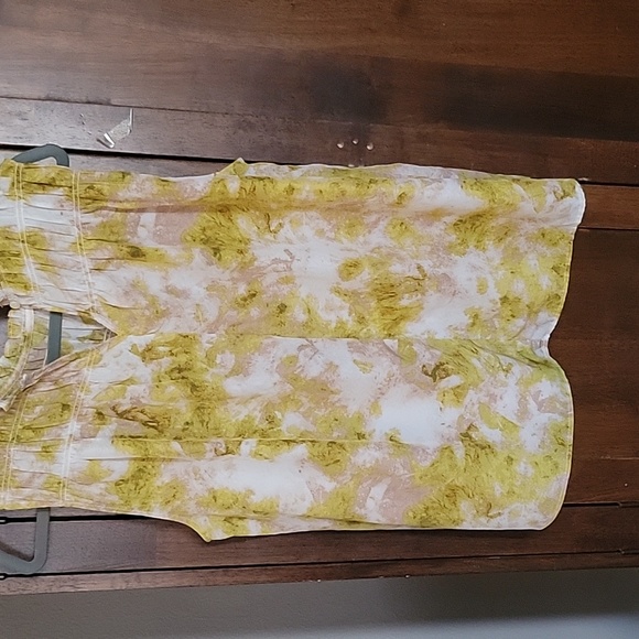 Womanns blouse - Picture 2 of 3